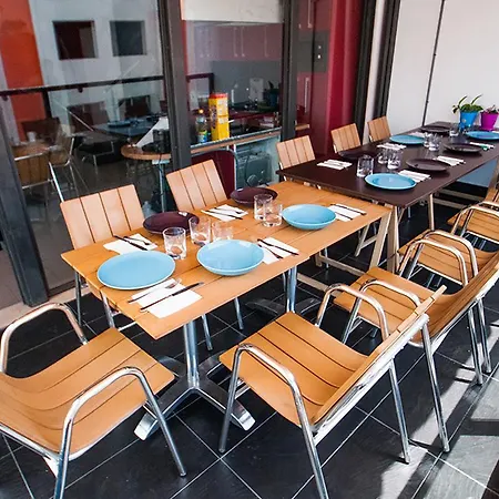 Pura Vida By Nest (Adults Only) Hostel